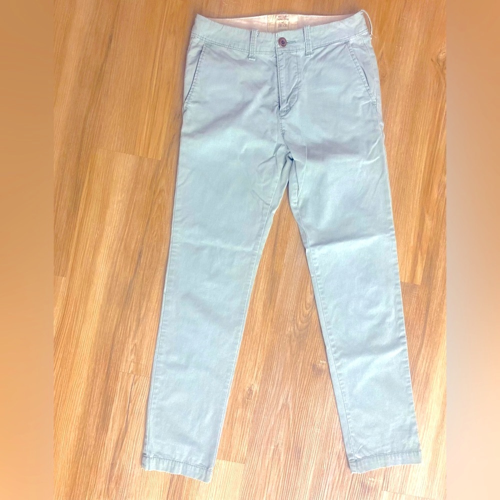 ❤️😍Hollister Pastel Soft Green Straight Leg Mid-Rise Skinny Denim Jeans